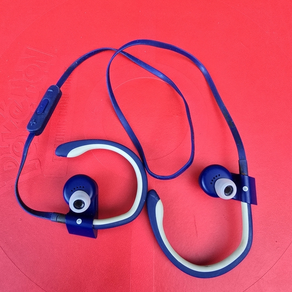 Beats Powerbeats Wireless Earphones - Blue and White - Picture 2 of 2
